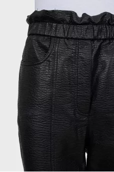 Tapered trousers made of eco-leather