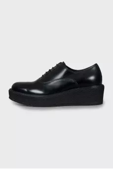 Leather platform shoes