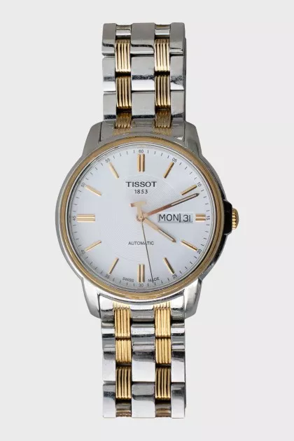 Men's watch with metal bracelet