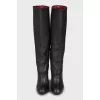 Leather boots with a figured heel