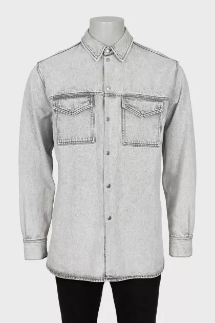 Men's denim shirt with buttons