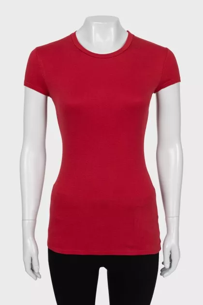 Long red t-shirt