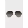 Aviator sunglasses with gold frame