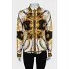 Fitted shirt with print and tag