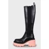 Leather boots with contrasting soles