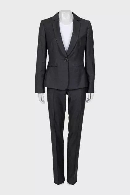 Wool suit with a small print