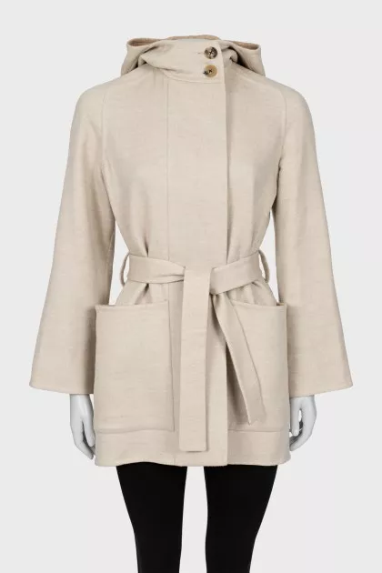 Cashmere coat with hood