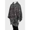 Loose-fitting coat with print