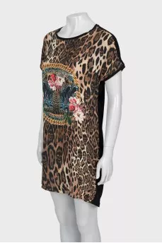 Silk dress with short sleeves