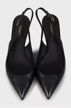 Pointed toe leather slingbacks