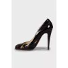 Patent leather shoes with print