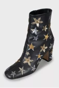 Leather ankle boots decorated with sequins