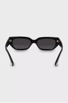 Sunglasses with gold logo