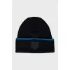 Woolen hat with patch