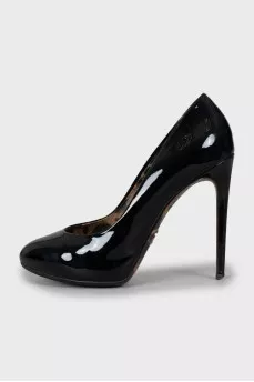 Black patent leather shoes