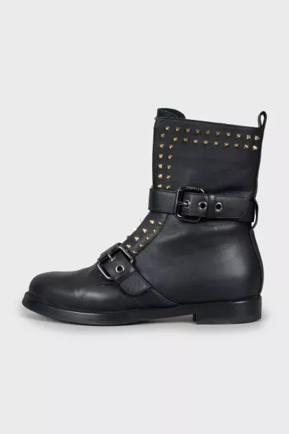 Leather boots with golden studs