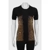 Knitted T-shirt with animal print