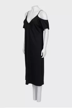 Dress with straps decorated with chain
