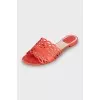 Leather flip flops with perforation