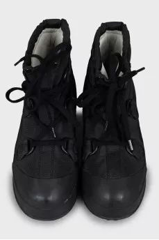 Insulated boots in black