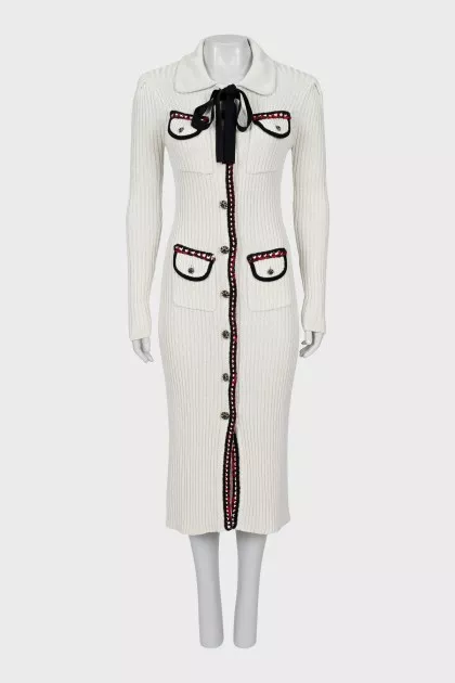 Knitted dress with patch pockets