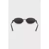 Oval sunglasses with logo
