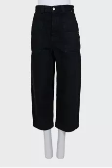 Cropped jeans with patch pockets