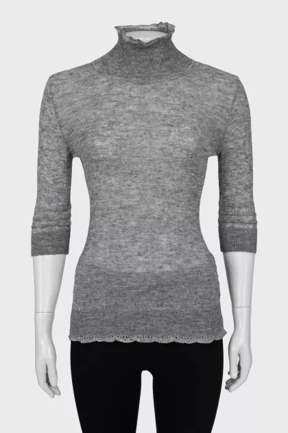 Grey turtleneck with 3/4 sleeves
