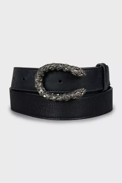 Leather belt with rhinestones on the buckle
