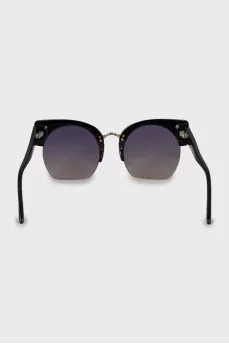 Black cat eye sunglasses