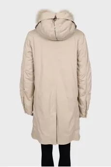 Beige parka insulated with fur