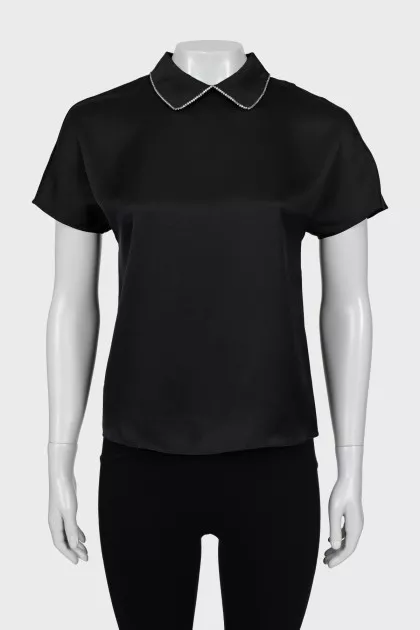 Silk blouse with collar decoration
