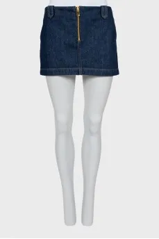 Denim skirt with golden zipper