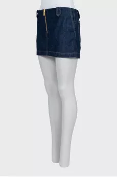 Denim skirt with golden zipper
