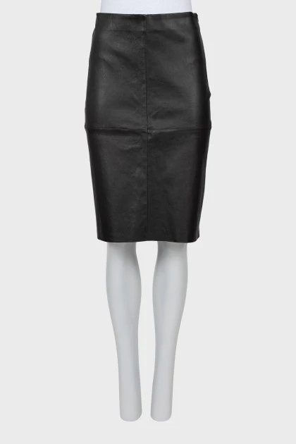 Pencil skirt with leather insert