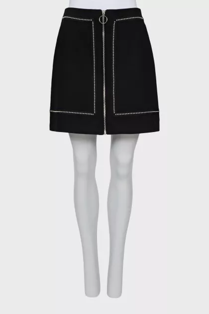 Mini skirt decorated with beads