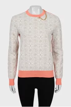 Jumper with gold chain