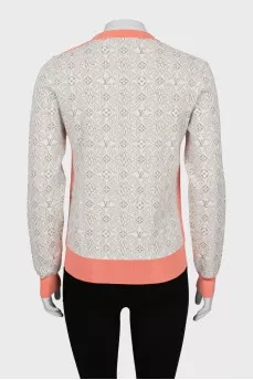 Jumper with gold chain