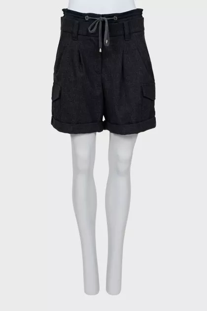 Wool shorts with double belt