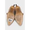 Beige shoes with pattern on suede