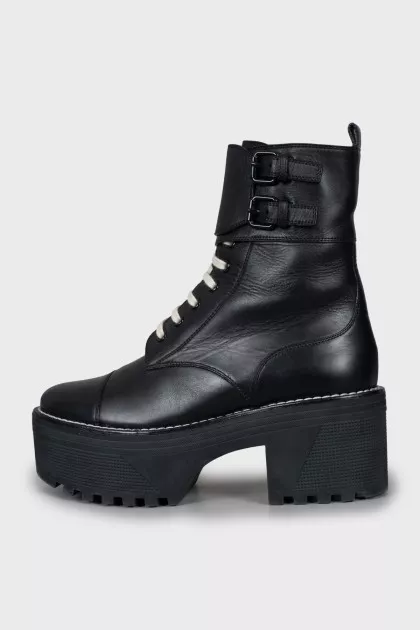 Leather boots with high soles