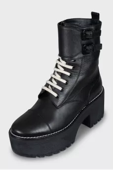Leather boots with high soles