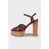 Leather sandals with wooden soles