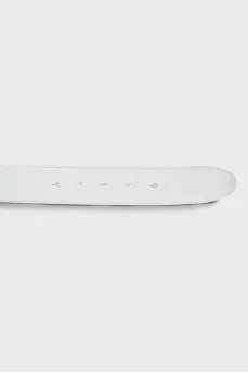 White belt with rhinestones on the buckle