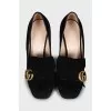 Suede shoes with fringe