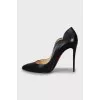 Black high heel pumps