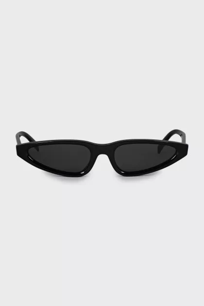 Black Triangular Sunglasses