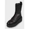 Boots with a massive sole and laces