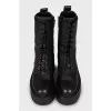 Boots with a massive sole and laces