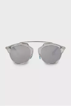 Sunglasses with mirrored lenses So Real